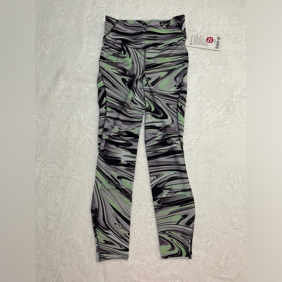 BNWT Lululemon Size 6 Base Pace HR Tight 25” Leggings Exercise Gym Lounge​ - Picture 1 of 5